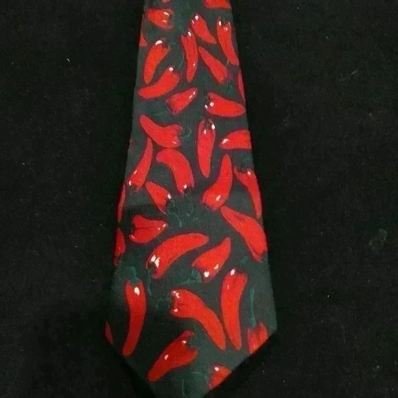 Polyester tie - Picture 1 of 3